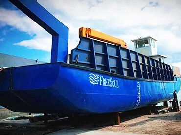 100-тонная палубная баржа