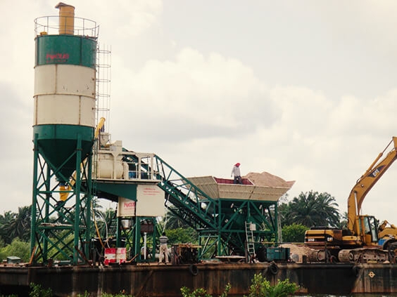 YHZS60 Mobile Plant YHZS60 For River Bridge In Nigeria In August 2015